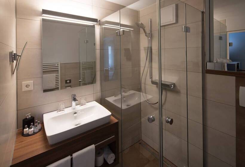 اتاق راحتی یک تخته, Aramis Tagungs  Und Sport