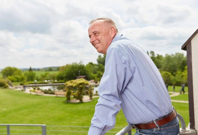 اتاق راحتی, Aramis Tagungs  Und Sport