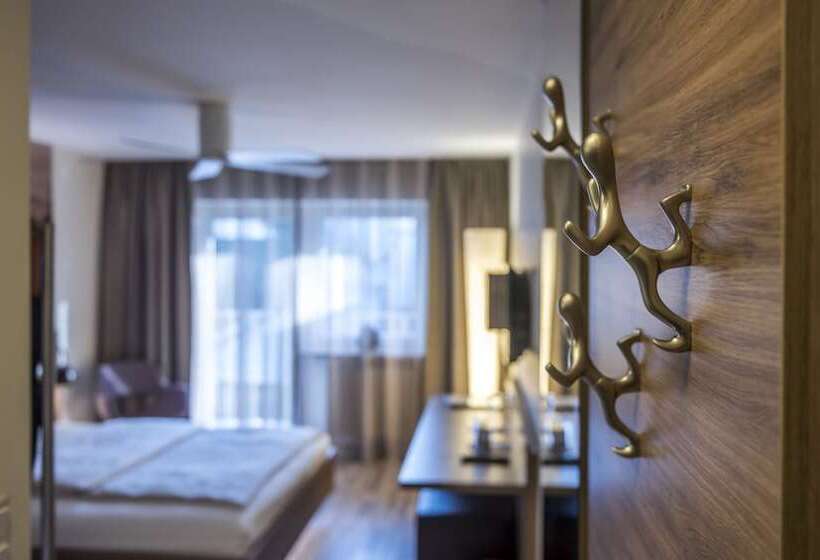 اتاق راحتی, Bavaria Boutique