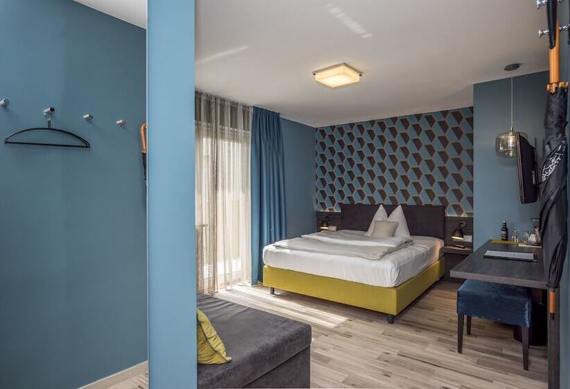 اتاق راحتی, Bavaria Boutique