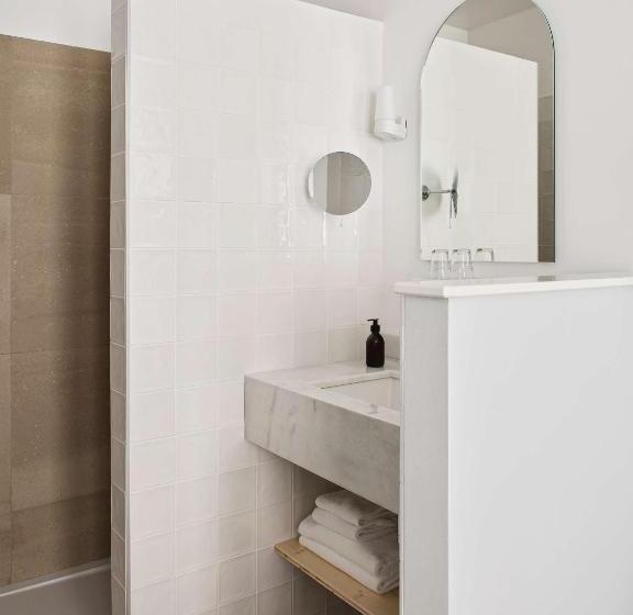 سوییت جونیور, De Verdun 1882, Bw Signature Collection