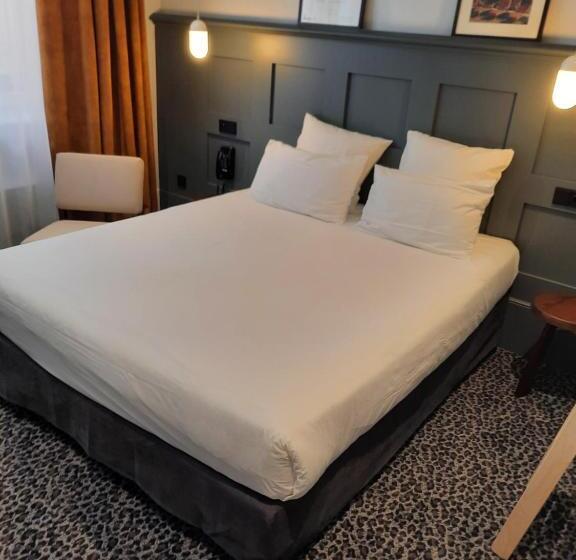 اتاق خانوادگی با تختخواب سفری, De Verdun 1882, Bw Signature Collection