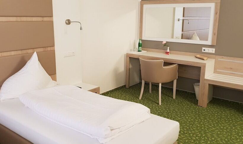 חדר סופריור יחיד, Confour