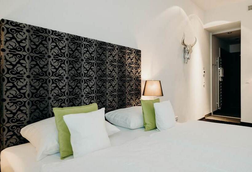 高级单人间, Crystal