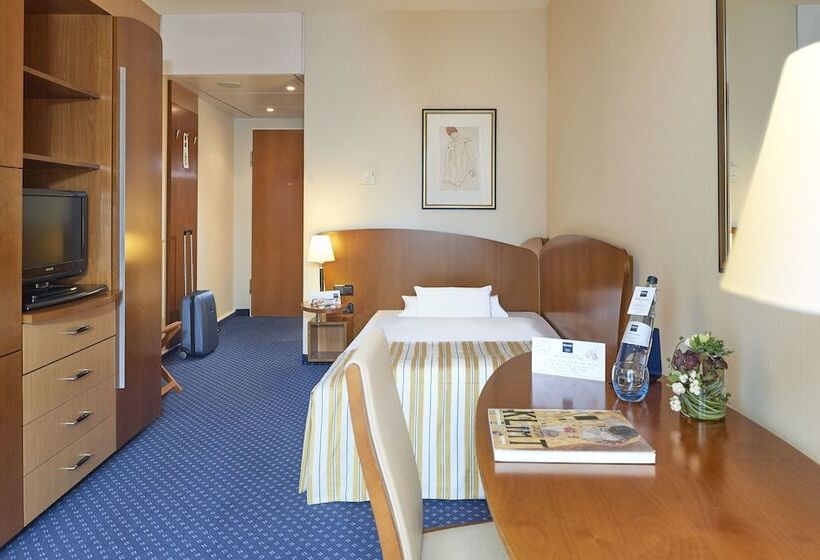 חדר סטנדרט יחיד, Dorint Charlottenhof Halle