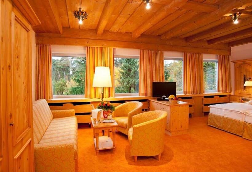 سوییت جونیور, Gronauer Tannenhof