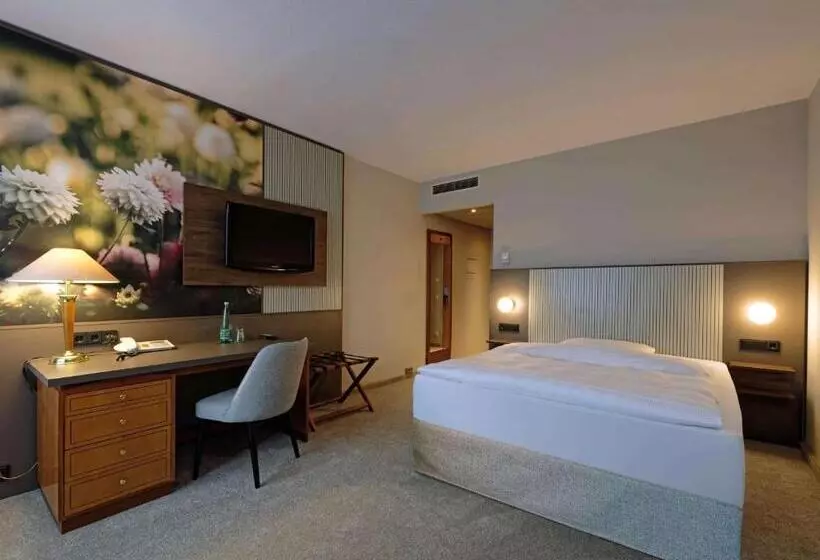 クイーンベッドのスタンダードシングルルーム, Mercure Hotel Gera City