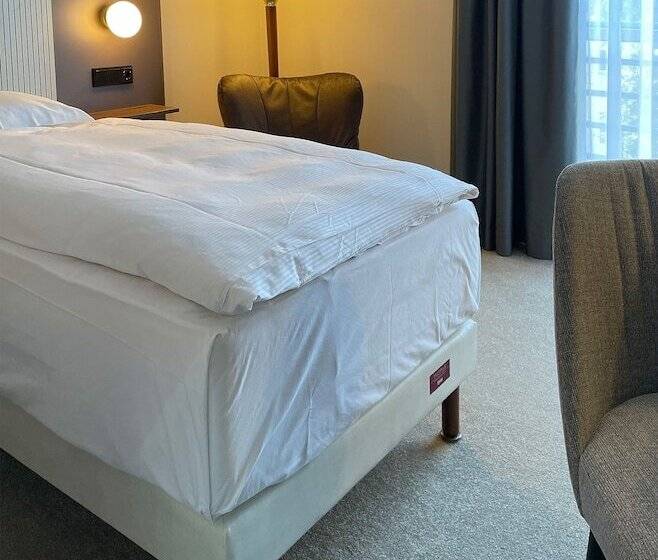 Номер Стандарт, Mercure Hotel Gera City