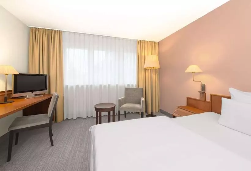 اتاق استاندارد یک نفره, Spark By Hilton Stuttgart Sindelfingen