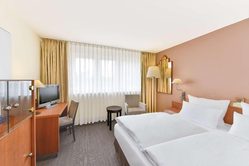 Номер Стандарт, Spark By Hilton Stuttgart Sindelfingen