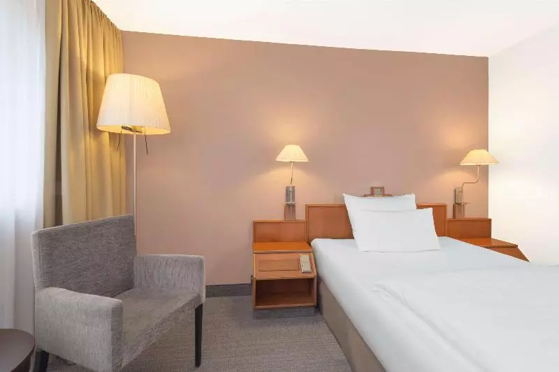 اتاق استاندارد یک نفره, Spark By Hilton Stuttgart Sindelfingen