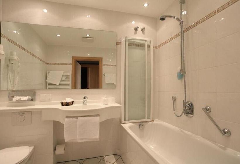 Номер Стандарт, Restaurant Esbach Hof