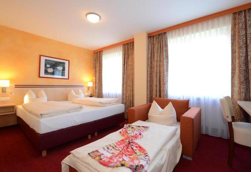 חדר סטנדרט לשלושה, Apollo Garni