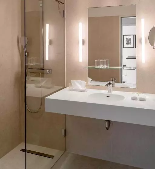 スイート, The Mandala Suites
