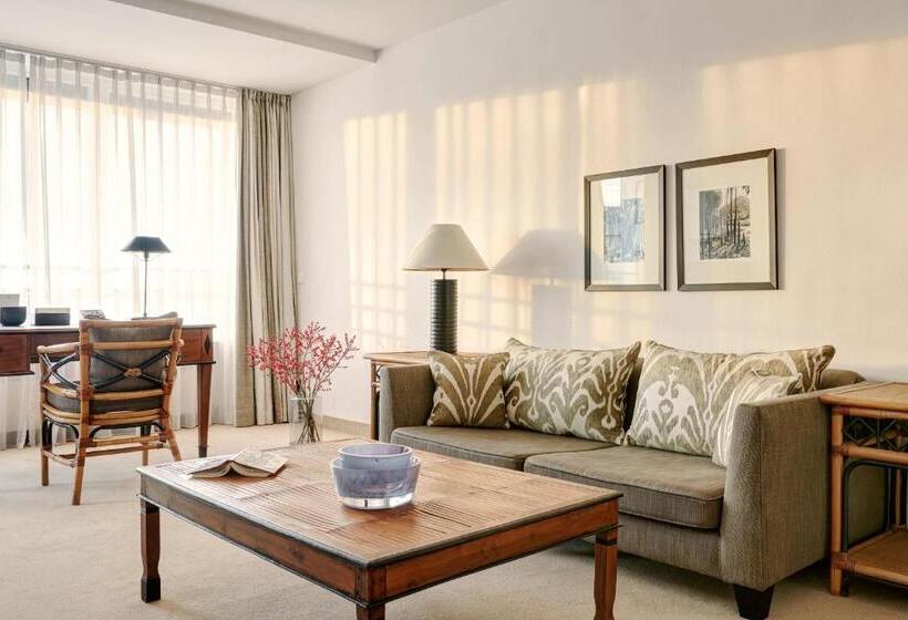 スーペリアースイート, The Mandala Suites