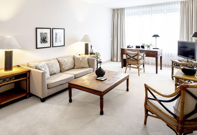 سوییت سوپریور, The Mandala Suites
