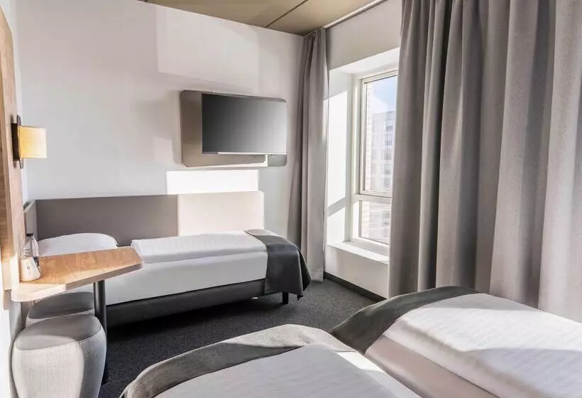 Standard Kolmen Hengen Huone, B&B HOTEL Krefeld-Süd