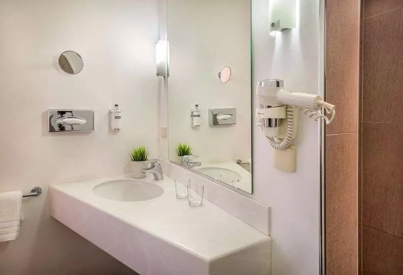 Standard-huone, B&B HOTEL Krefeld-Süd
