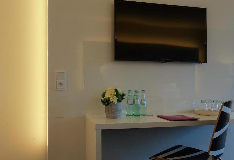 اتاق سوپریور چهار تخته, Fourside Plaza Hotel Trier, Trademark Collection By Wyndham