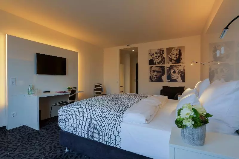 اتاق خانوادگی, MICE Collection Hotel Trier