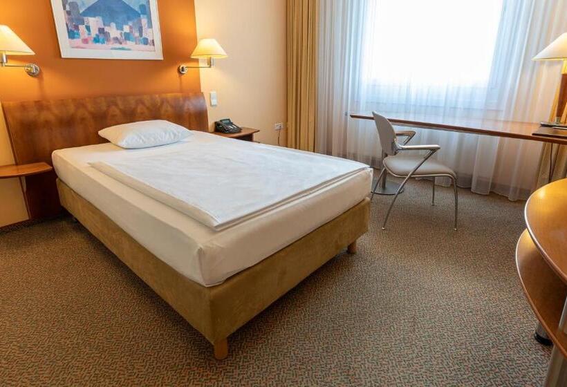 Индивидуальный Номер Классика, Globana Airport