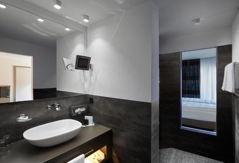 ガーデンビュースーペリアールーム, Schloss Reinach