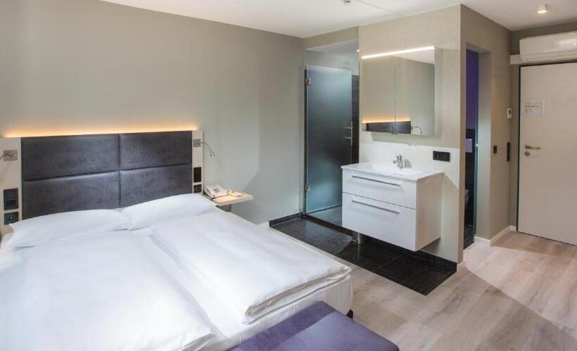 デラックスルーム, Schloss Reinach