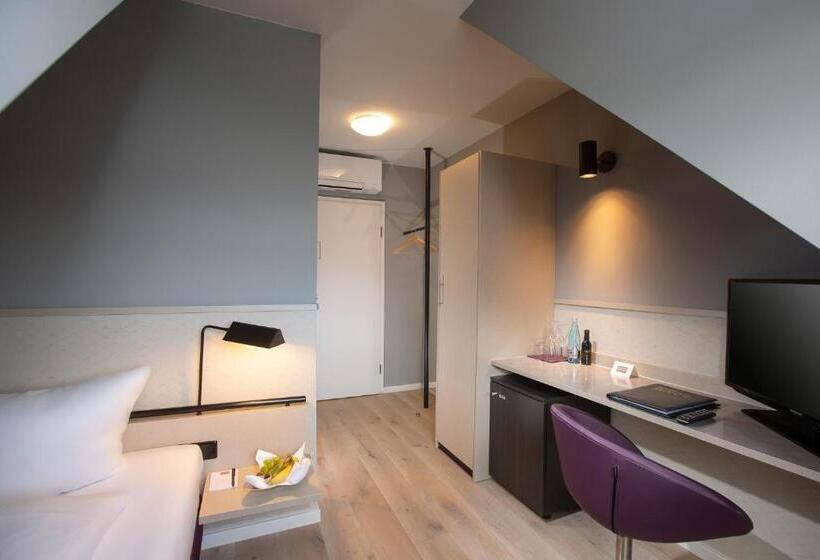 スタンダードシングルルーム, Schloss Reinach