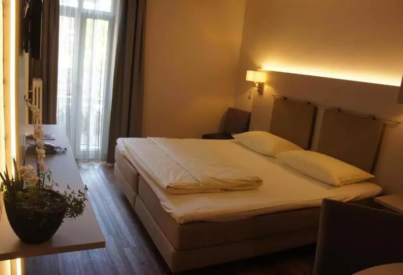 デラックスルーム, Stadthotel Engel