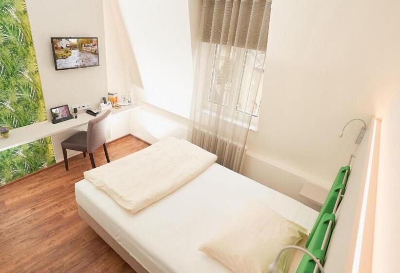 经济房, Stadthotel Engel