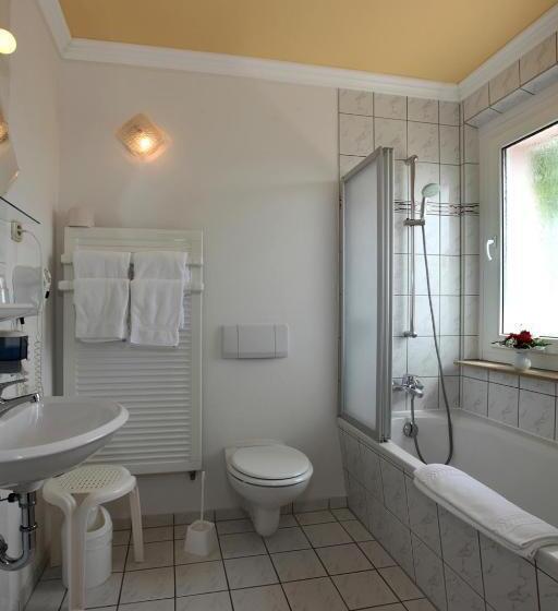 Номер Стандарт, Parkhotel Neubrandenburg