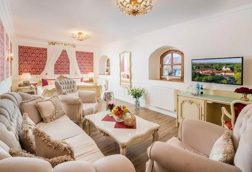 スイート, Schlosshotel Klaffenbach