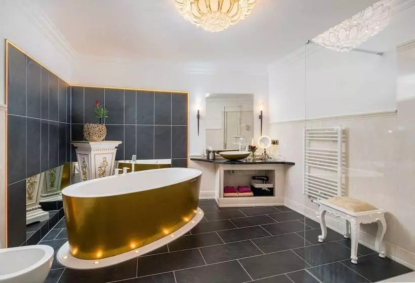スイート, Schlosshotel Klaffenbach