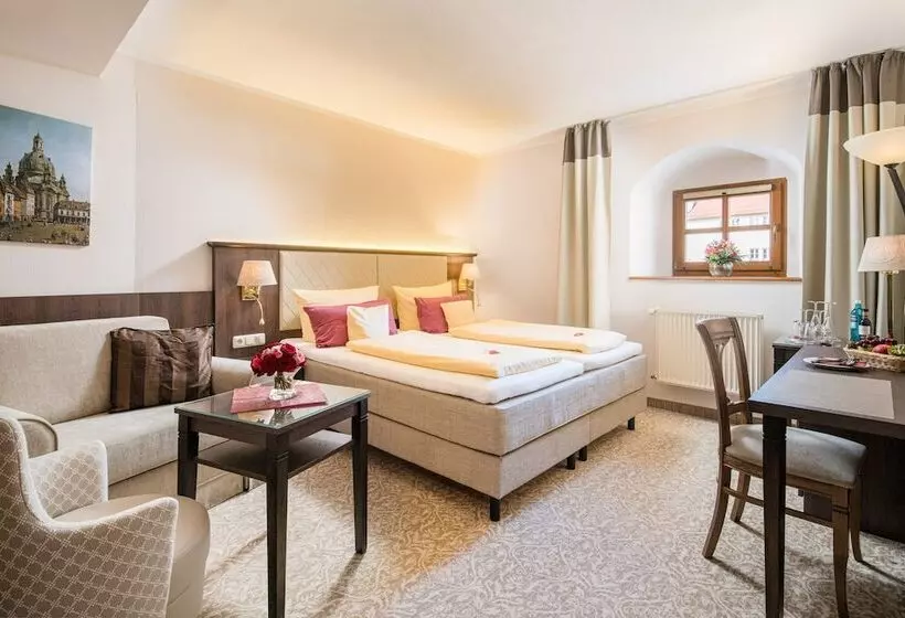 スタンダードトリプルルーム, Schlosshotel Klaffenbach
