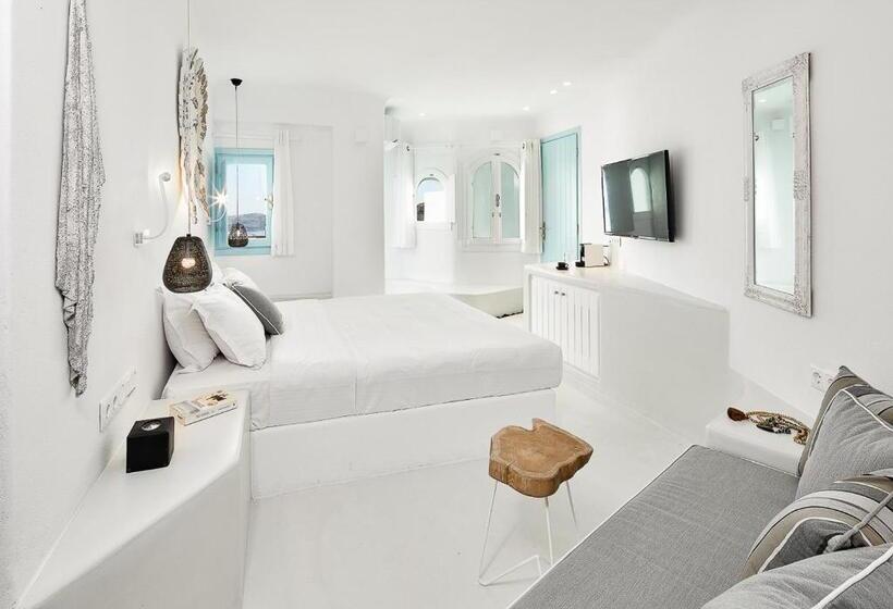 套房配有游泳池, Dana Villas & Infinity Suites