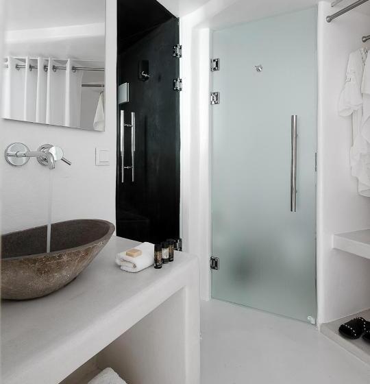 高级套房, Dana Villas & Infinity Suites