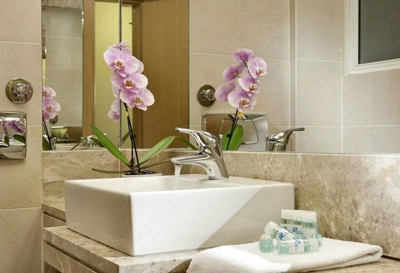 Номер Стандарт, Achilleas