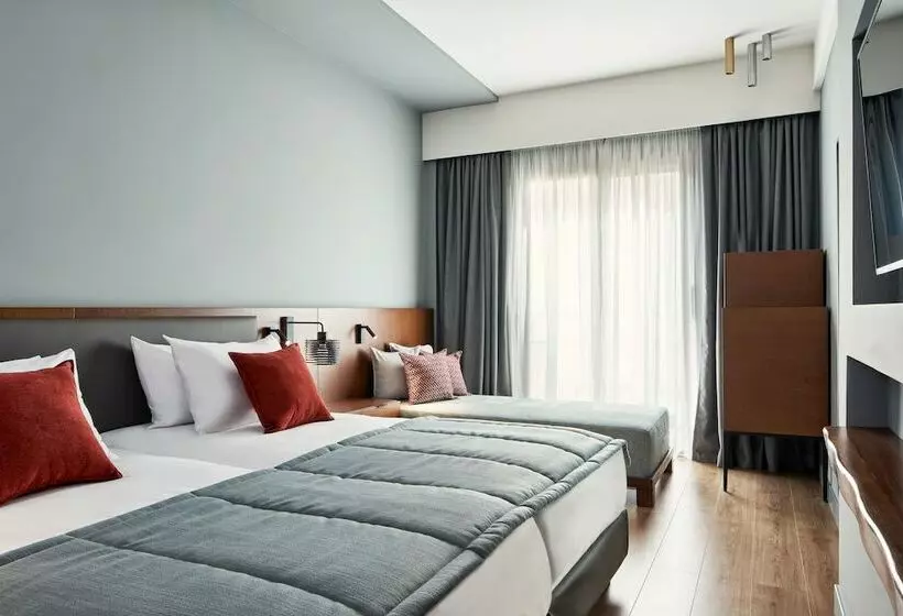 Standard-huone, Achilleas