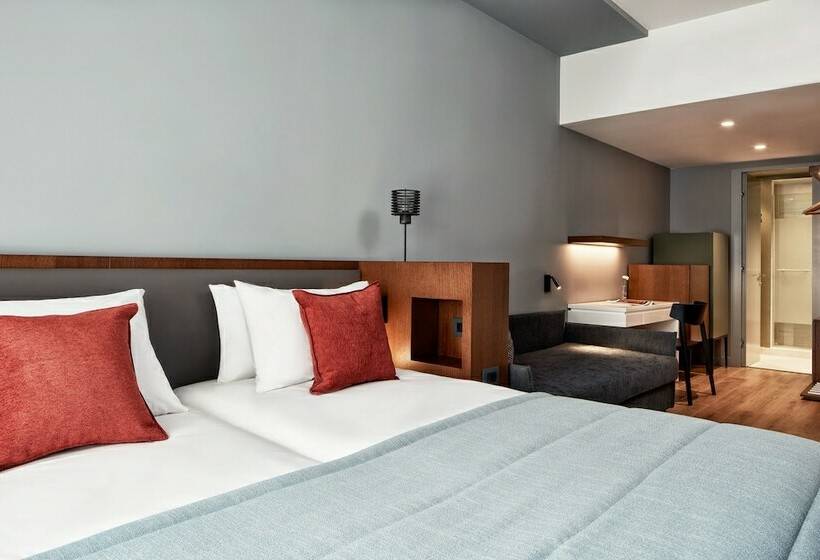 Номер Стандарт, Achilleas