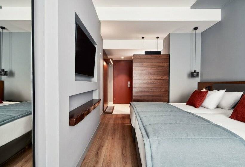 Номер Стандарт, Achilleas