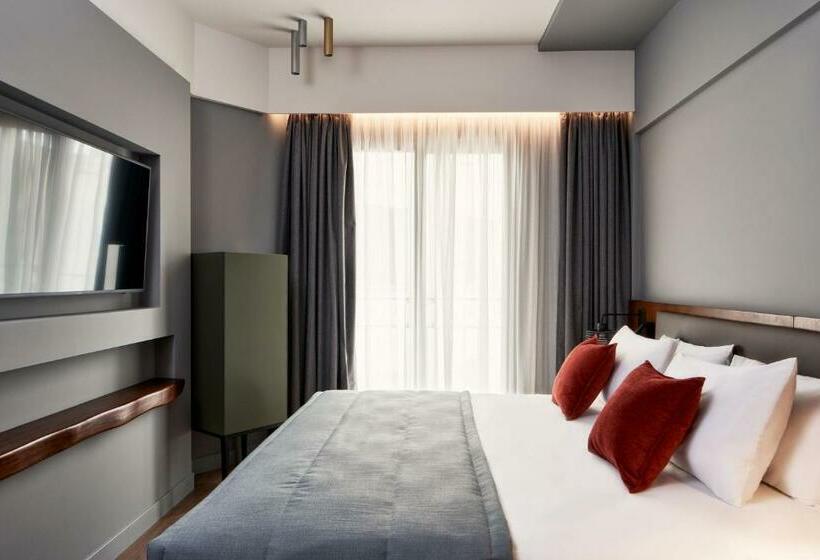 スタンダードルーム, Achilleas