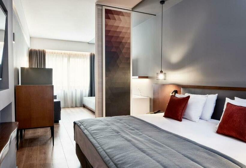 Четырехместный Номер Стандарт, Achilleas