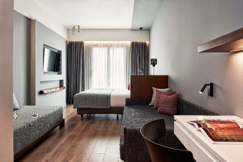 Четырехместный Номер Стандарт, Achilleas