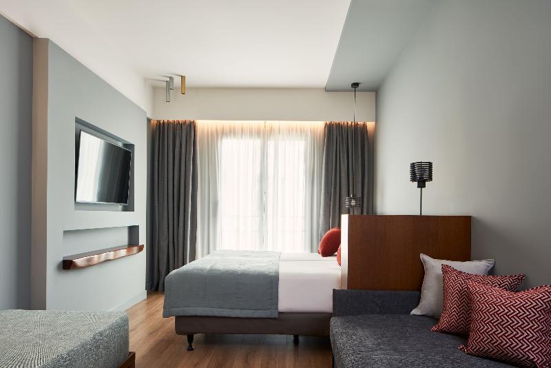 Четырехместный Номер Стандарт, Achilleas