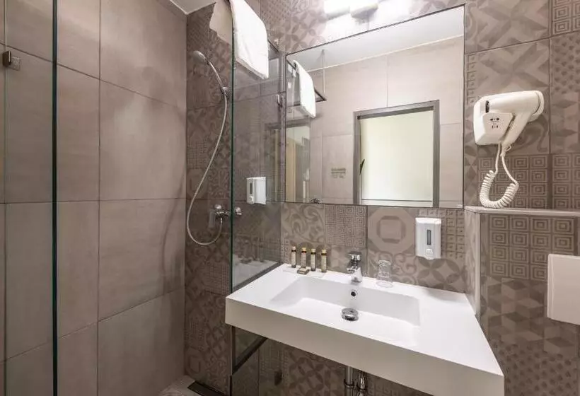 اتاق استاندارد یک نفره, City Hotel Ring