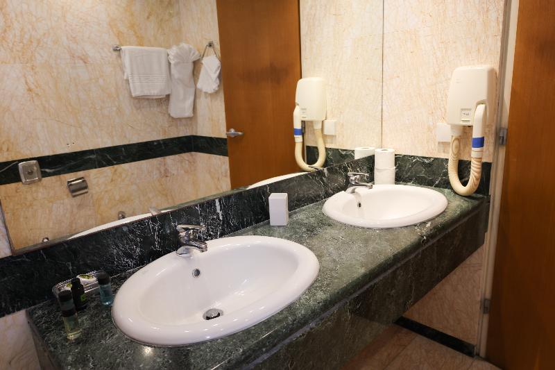 סוויטת ג'וניור נוף לים, Kanapitsa Mare