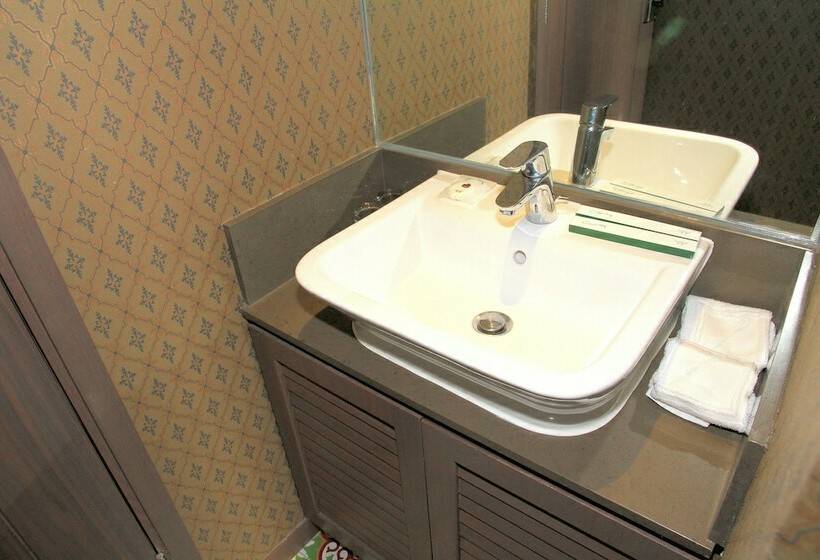 اتاق استاندارد, Largos