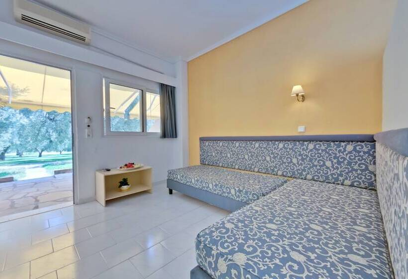 חדר משפחתי נוף לגינה, Mendi