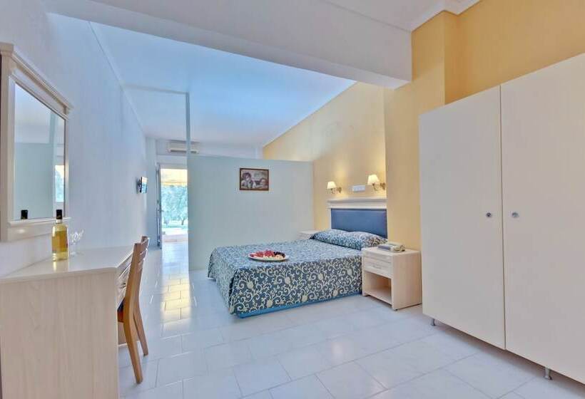 חדר משפחתי נוף לגינה, Mendi