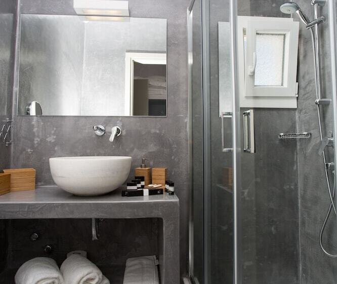 プールの見えるスーペリアルーム, Polos Hotel Paros